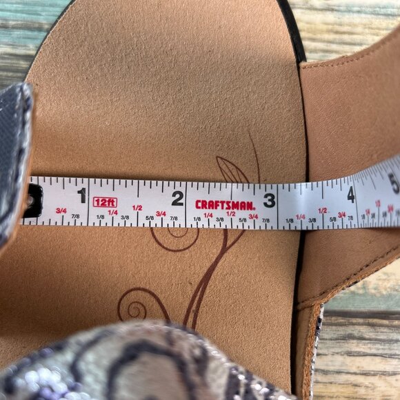 Revere Slingback Comfort Sandal 5M Silver Leather Open Toe Arch Support Walking - Picture 9 of 11